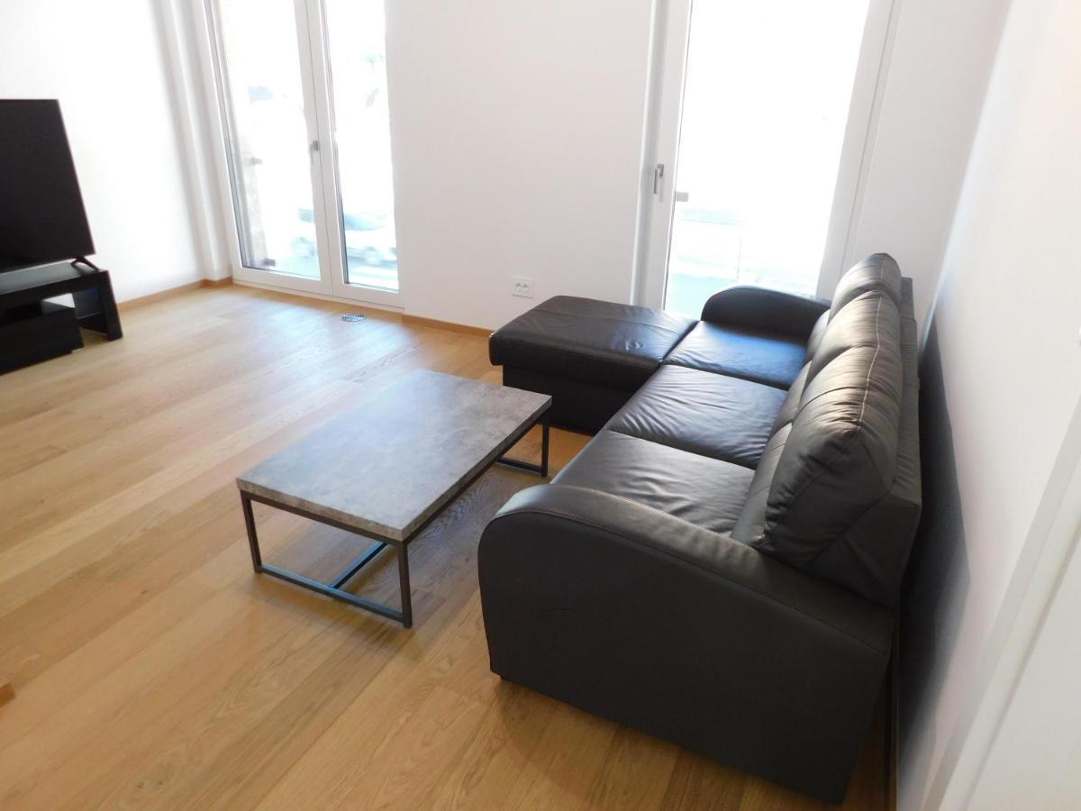 Ideal Ljubljana Homebase ภายนอก รูปภาพ