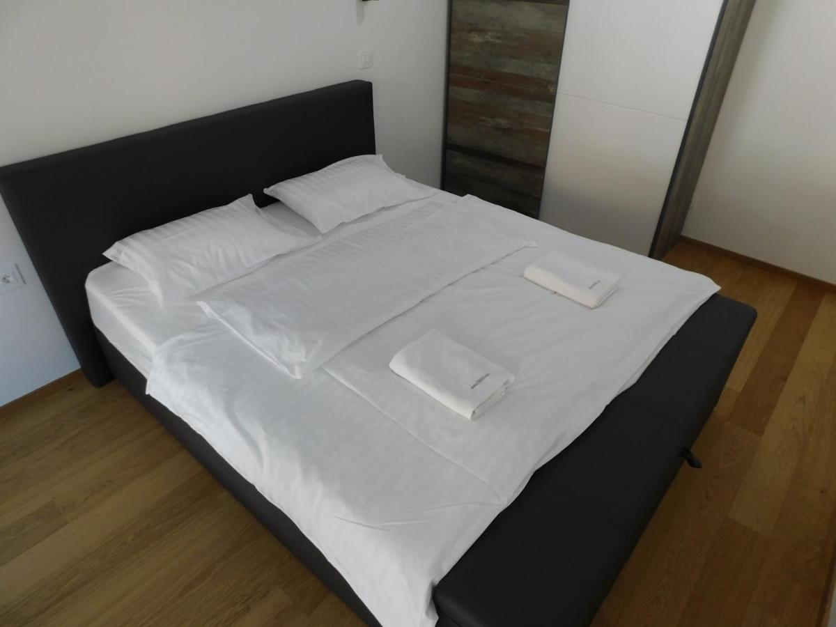 Ideal Ljubljana Homebase ภายนอก รูปภาพ